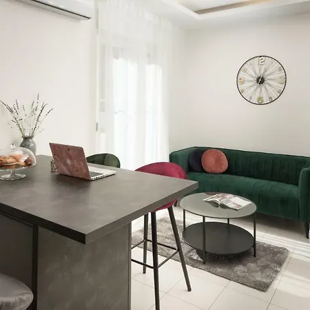 Carducci - Center Apartment *